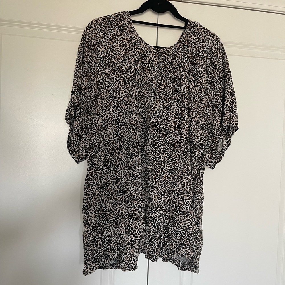 Old Navy Black and Cream Leopard Print Blouse